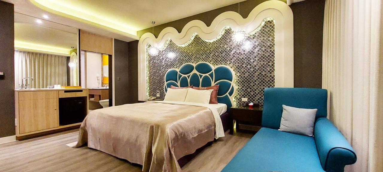 Song Xia Motel Tajcshung Kültér fotó