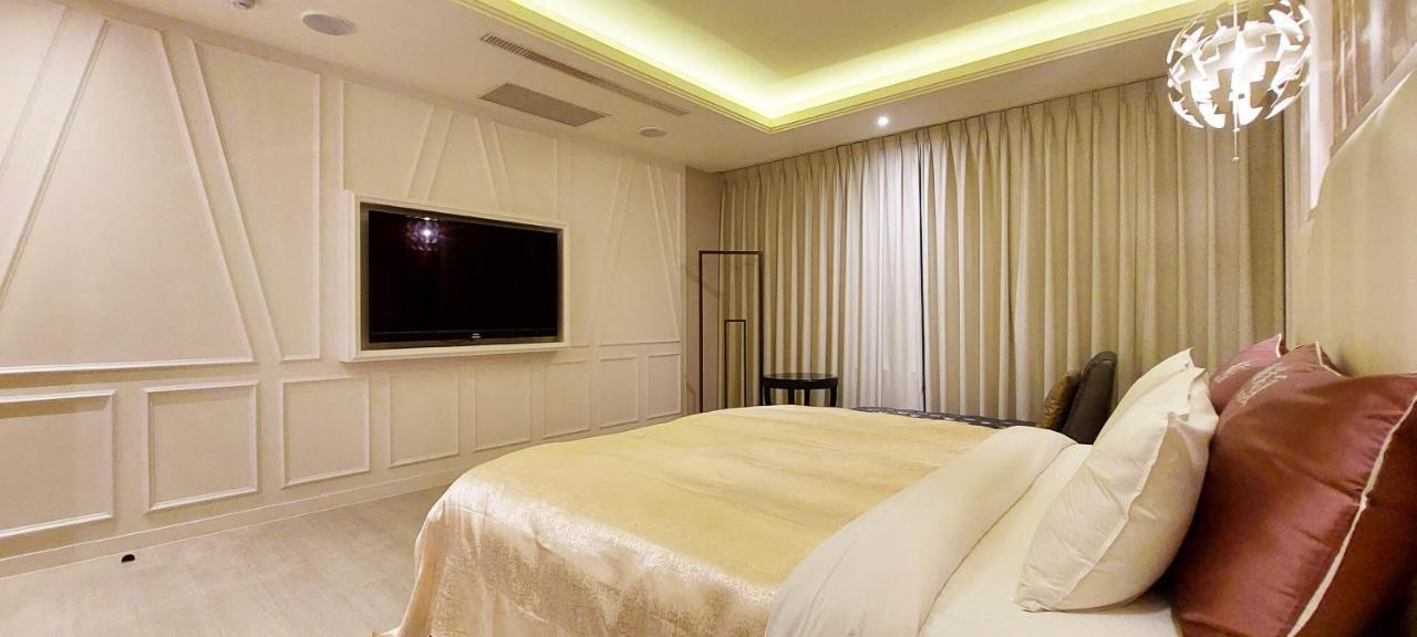 Song Xia Motel Tajcshung Kültér fotó