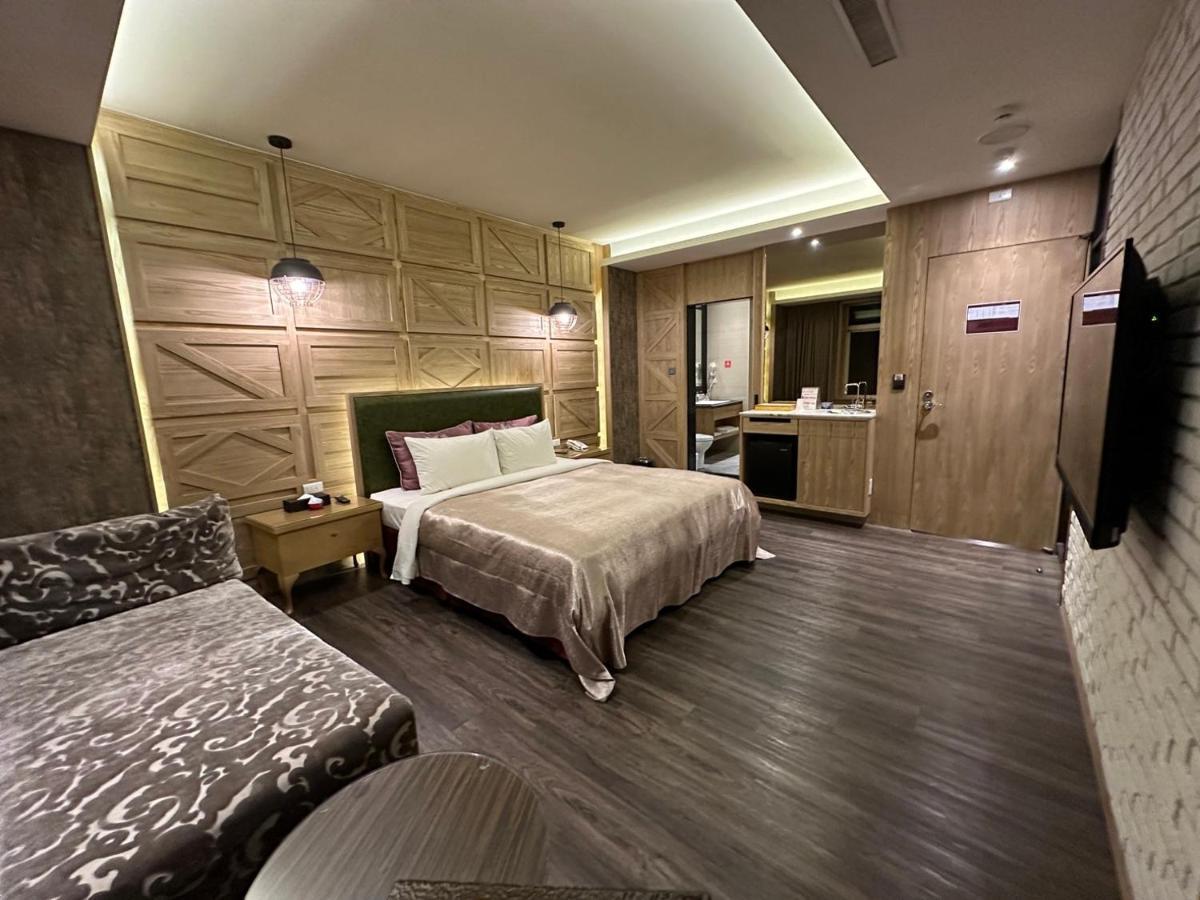 Song Xia Motel Tajcshung Kültér fotó