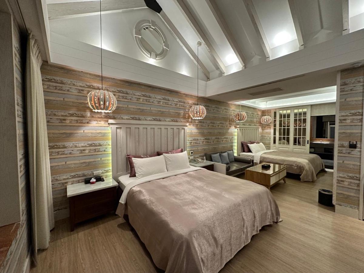 Song Xia Motel Tajcshung Kültér fotó