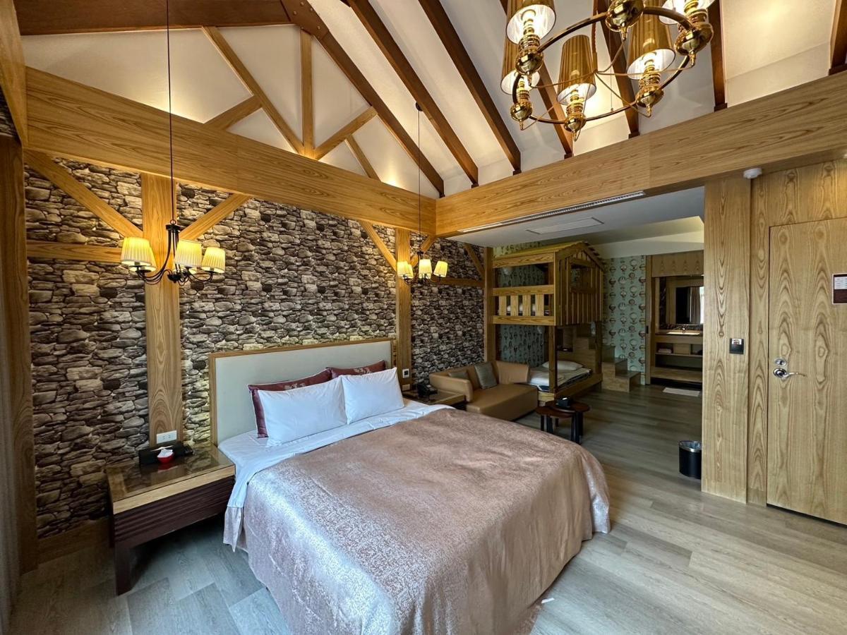 Song Xia Motel Tajcshung Kültér fotó