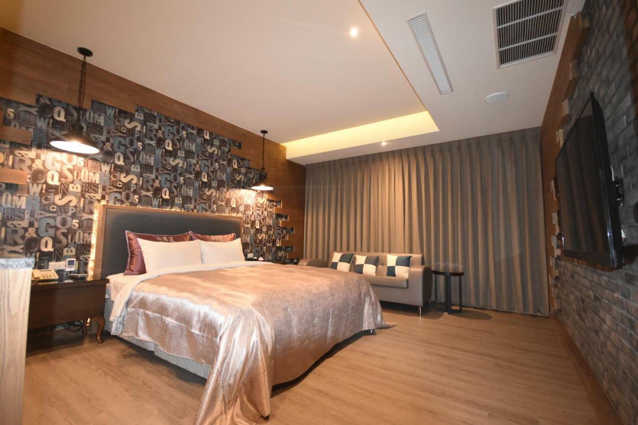 Song Xia Motel Tajcshung Kültér fotó