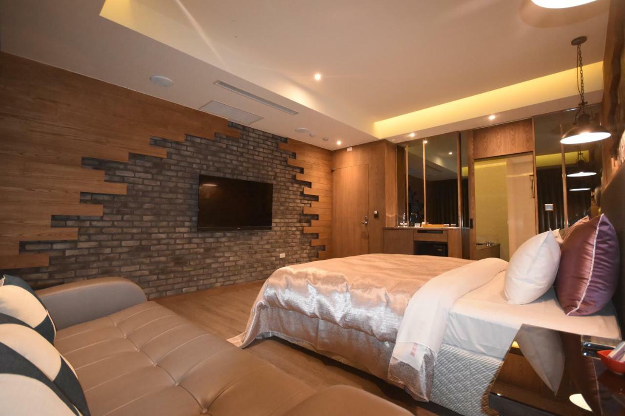 Song Xia Motel Tajcshung Kültér fotó