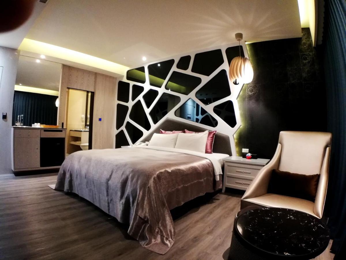 Song Xia Motel Tajcshung Kültér fotó