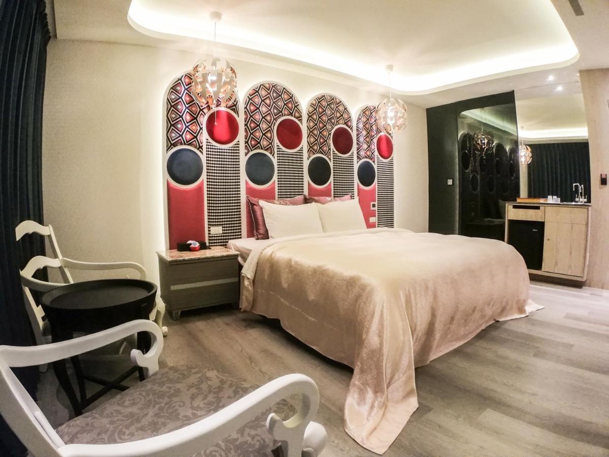 Song Xia Motel Tajcshung Kültér fotó