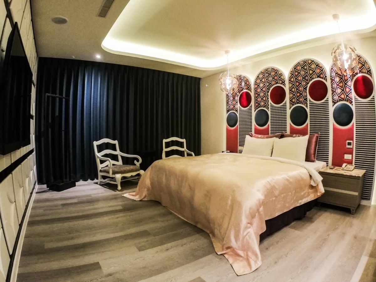 Song Xia Motel Tajcshung Kültér fotó