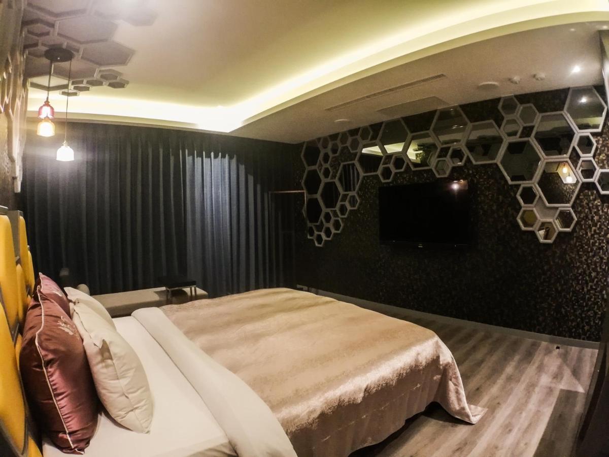 Song Xia Motel Tajcshung Kültér fotó